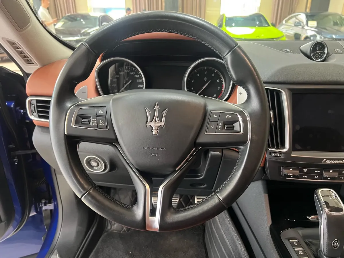 2019 Maserati Levante 3.0T 350HP V6 8AT,autocango,china used car exporter,china ev exporter,chinese used car exporter,chinese used ev exporter