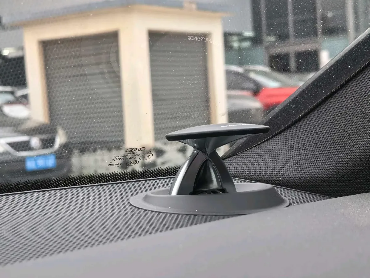 2024 Audi A7L 2.0T 245HP L4 7DCT,autocango,china used car exporter,china ev exporter,chinese used car exporter,chinese used ev exporter