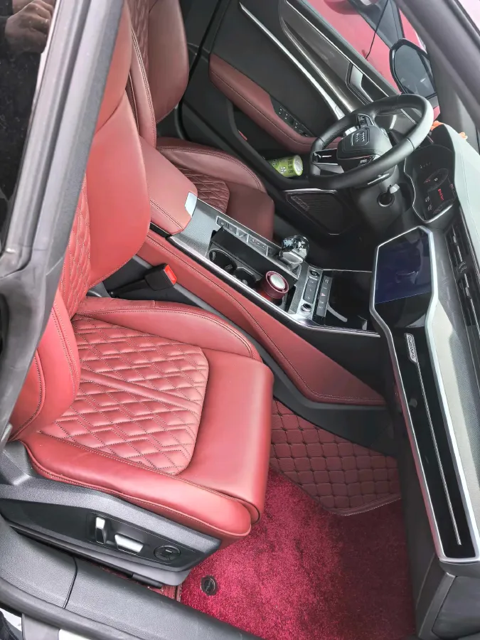 2024 Audi A7L 2.0T 245HP L4 7DCT,autocango,china used car exporter,china ev exporter,chinese used car exporter,chinese used ev exporter