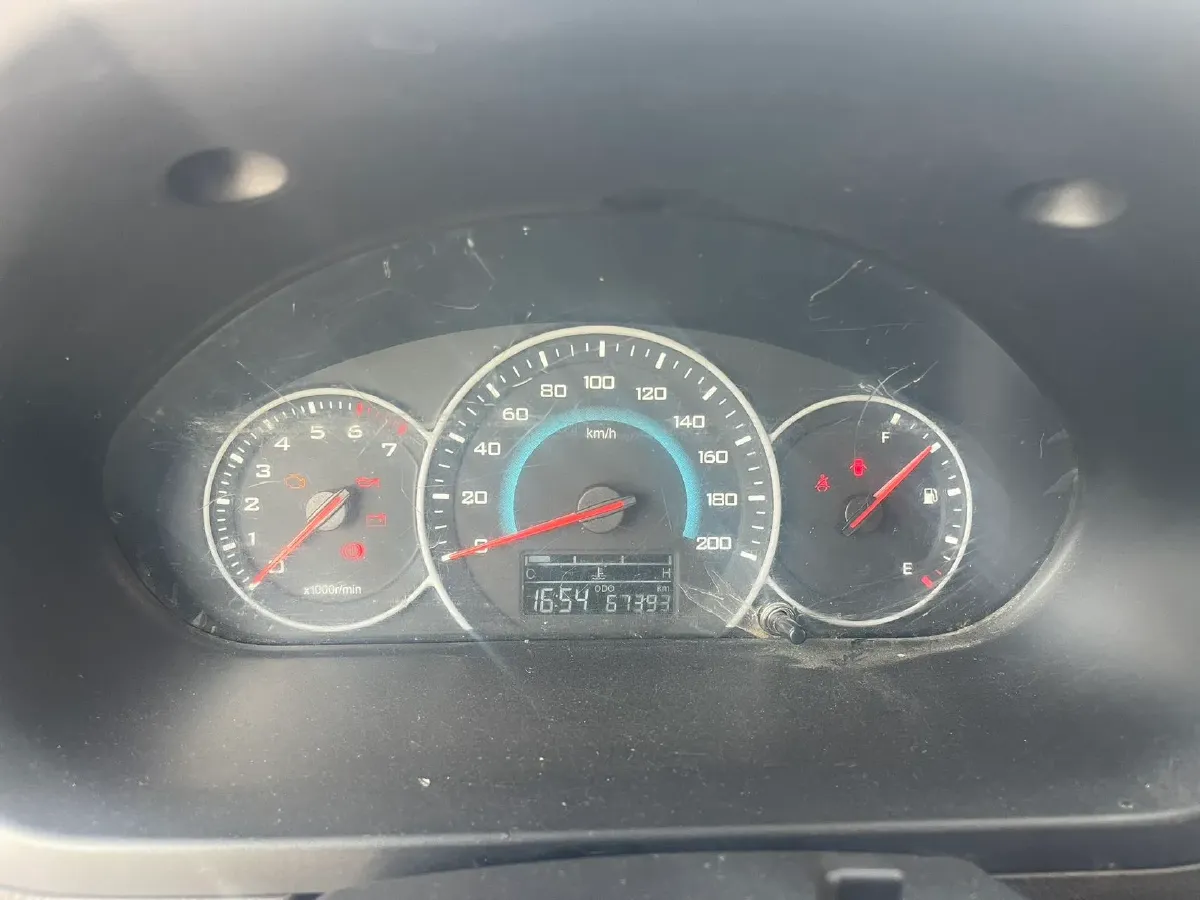 2017 WuLing ZhiGuang V 1.2L 82HP L4 5MT,autocango,china used car exporter,china ev exporter,chinese used car exporter,chinese used ev exporter