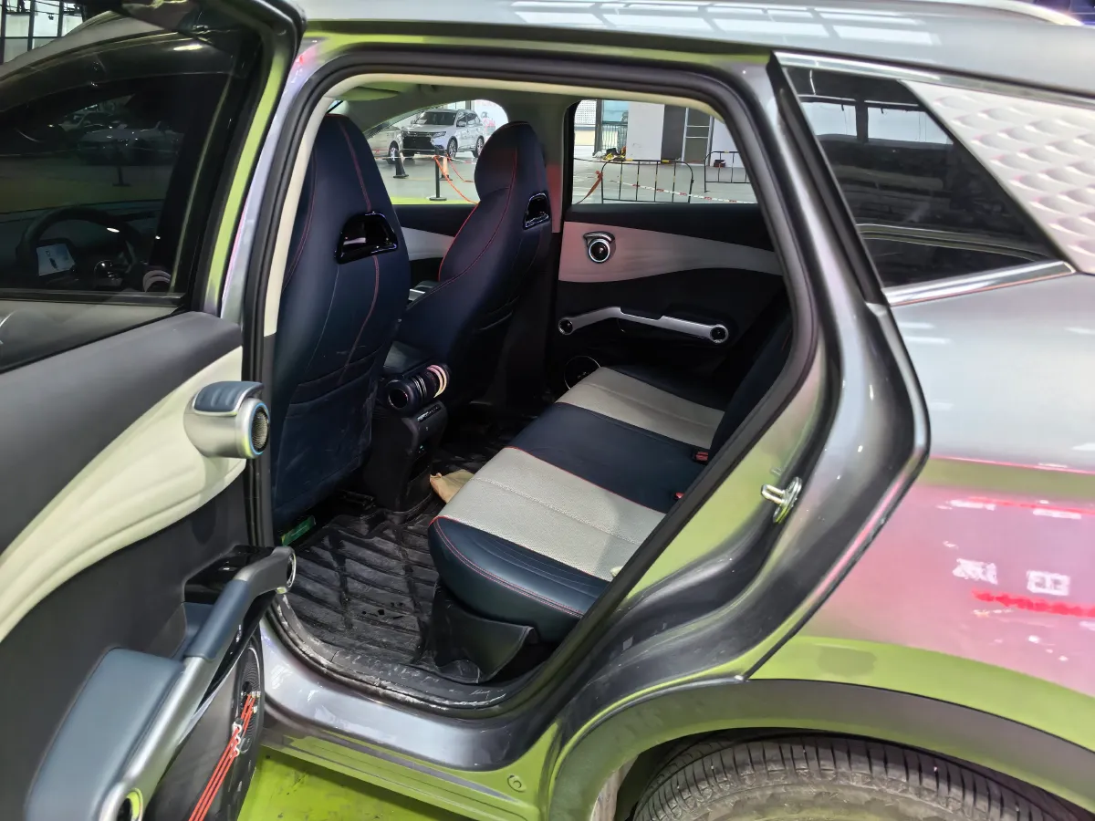 2022 Roewe RX5 MAX 1.5T 181HP L4 6AT,autocango,china used car exporter,china ev exporter,chinese used car exporter,chinese used ev exporter