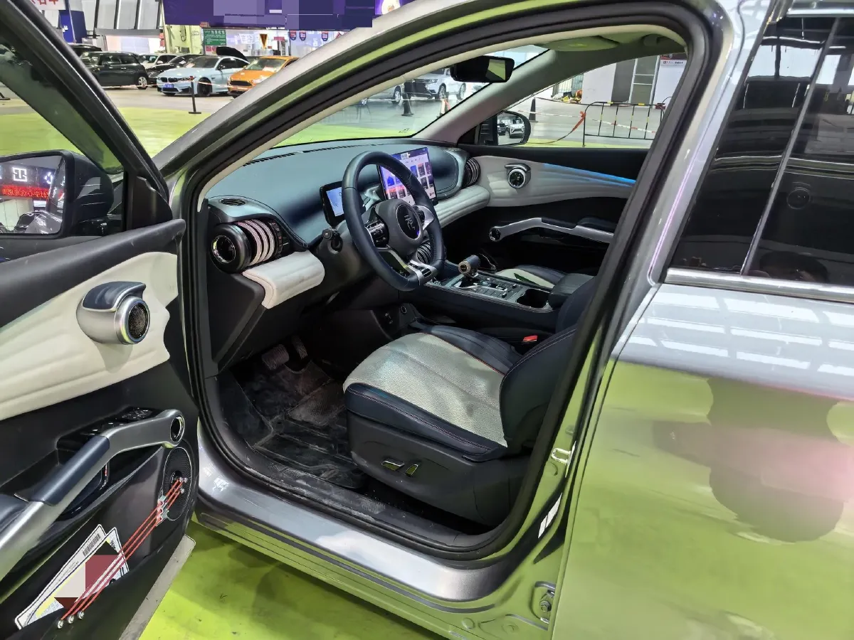 2022 Roewe RX5 MAX 1.5T 181HP L4 6AT,autocango,china used car exporter,china ev exporter,chinese used car exporter,chinese used ev exporter