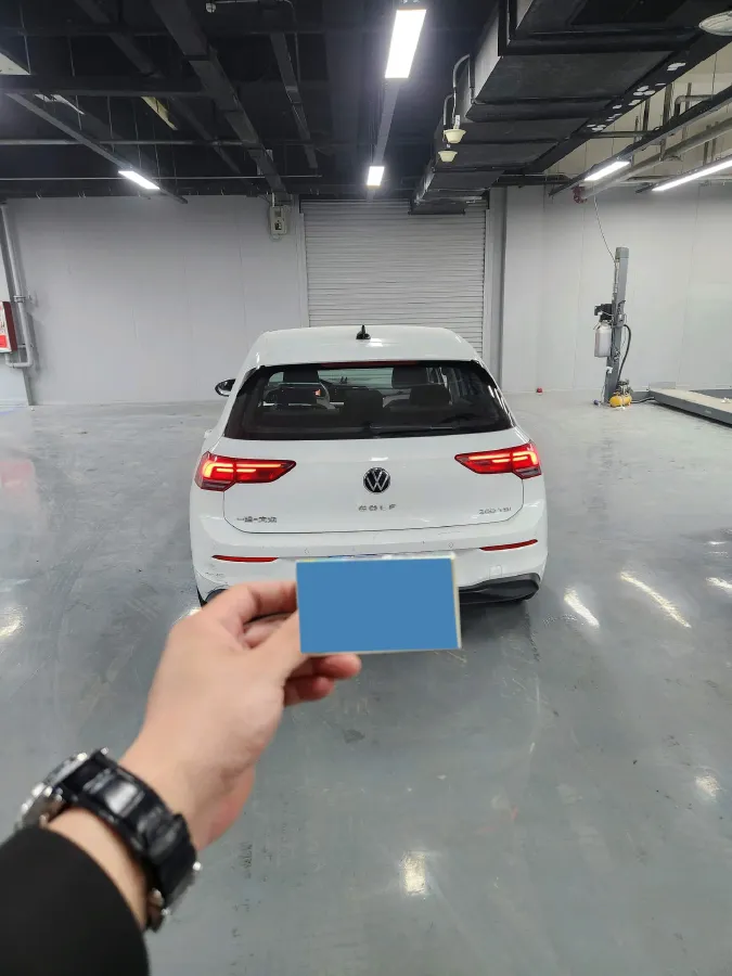 2021 Volkswagen Golf 1.2T 116HP L4 7DCT,autocango,china used car exporter,china ev exporter,chinese used car exporter,chinese used ev exporter