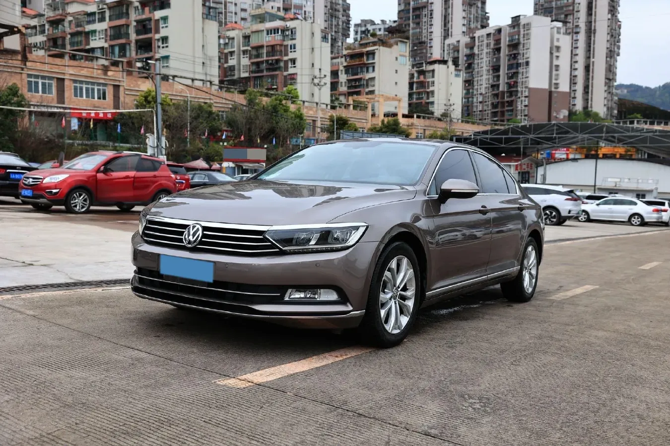 2018 Volkswagen Magotan 1.8T 180HP L4 7DCT,autocango,china used car exporter,china ev exporter,chinese used car exporter,chinese used ev exporter