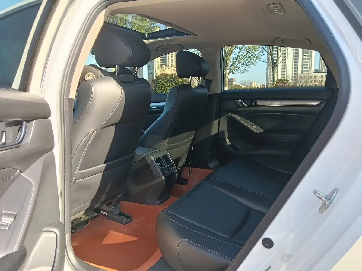 2022 Honda Accord 1.5T 194HP L4 CVT,autocango,china used car exporter,china ev exporter,chinese used car exporter,chinese used ev exporter