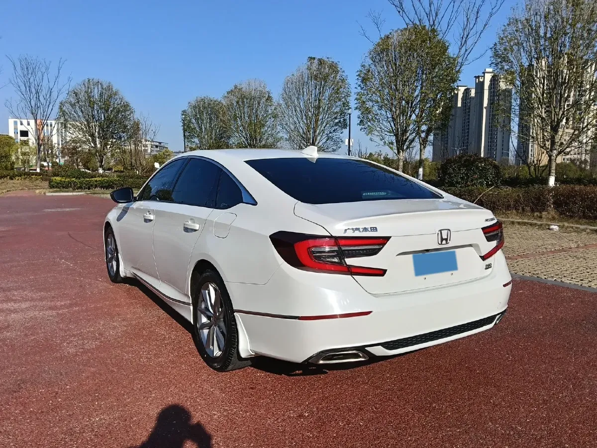 2022 Honda Accord 1.5T 194HP L4 CVT,autocango,china used car exporter,china ev exporter,chinese used car exporter,chinese used ev exporter