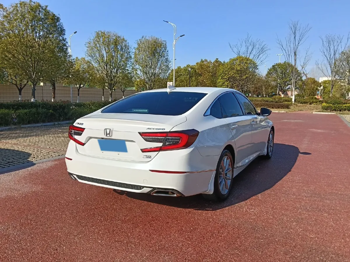 2022 Honda Accord 1.5T 194HP L4 CVT,autocango,china used car exporter,china ev exporter,chinese used car exporter,chinese used ev exporter