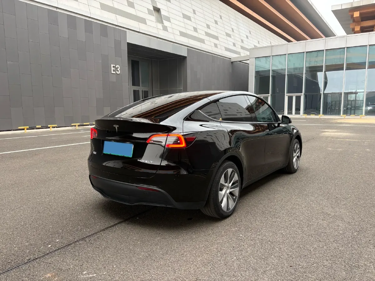 2022 Tesla Model Y BEV 60KWH,autocango,china used car exporter,china ev exporter,chinese used car exporter,chinese used ev exporter