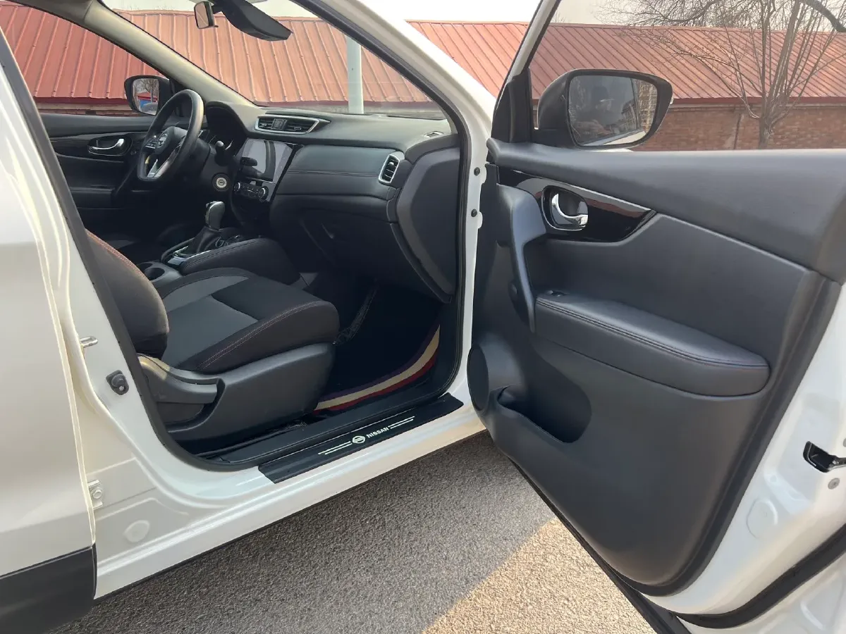 2021 Nissan Qashqai 2.0L 151HP L4 CVT,autocango,china used car exporter,china ev exporter,chinese used car exporter,chinese used ev exporter