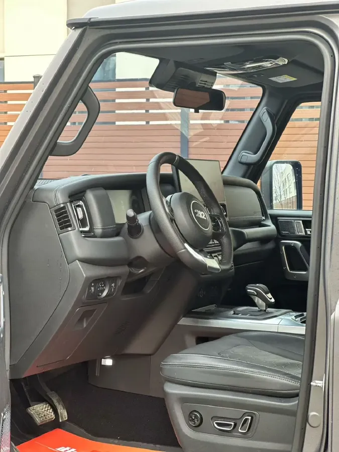 2024 212 212 T01 2.0T 252HP L4 8AT,autocango,china used car exporter,china ev exporter,chinese used car exporter,chinese used ev exporter