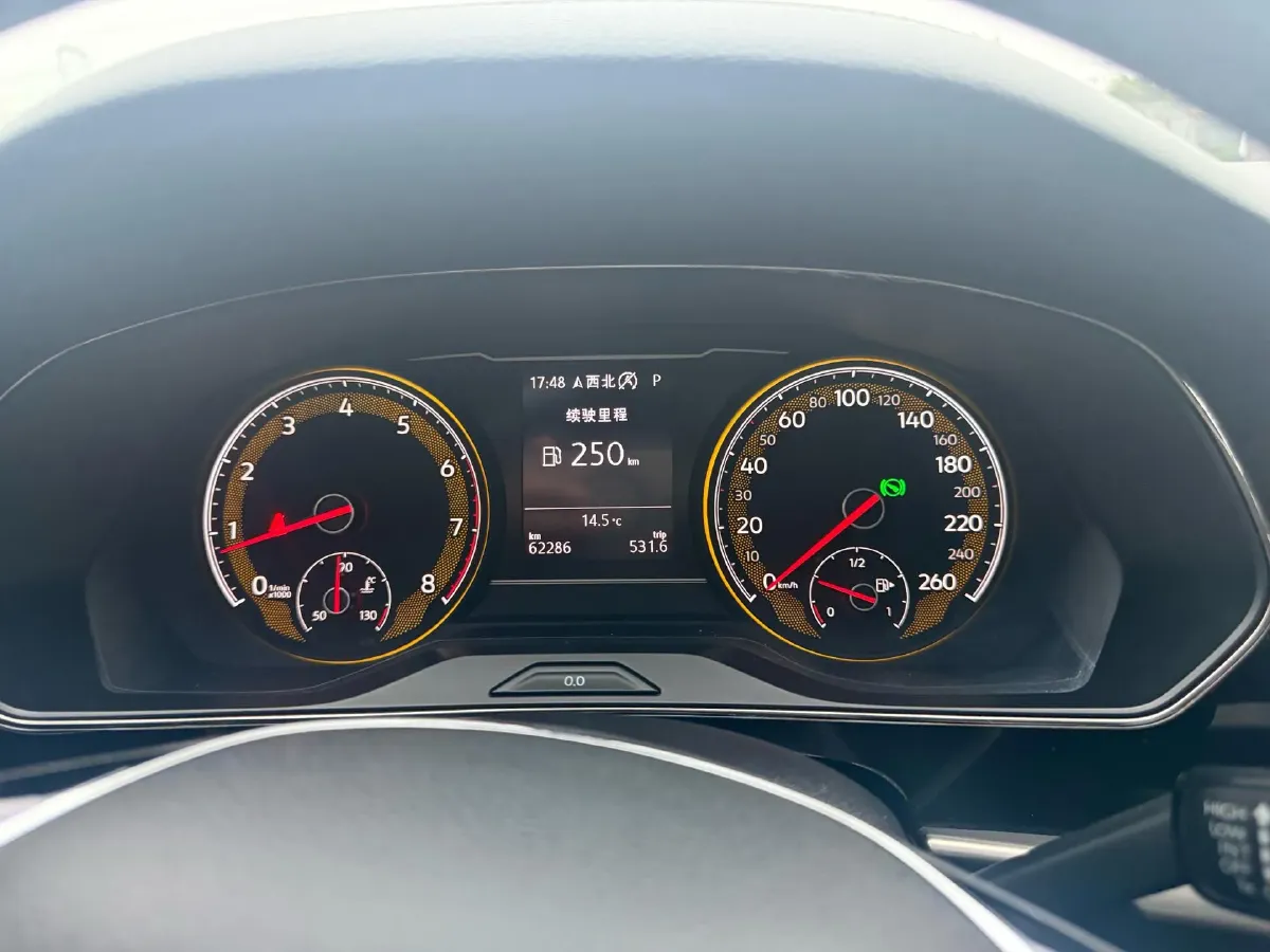 2019 Skoda Kodiak 2.0T 186HP L4 7DCT,autocango,china used car exporter,china ev exporter,chinese used car exporter,chinese used ev exporter