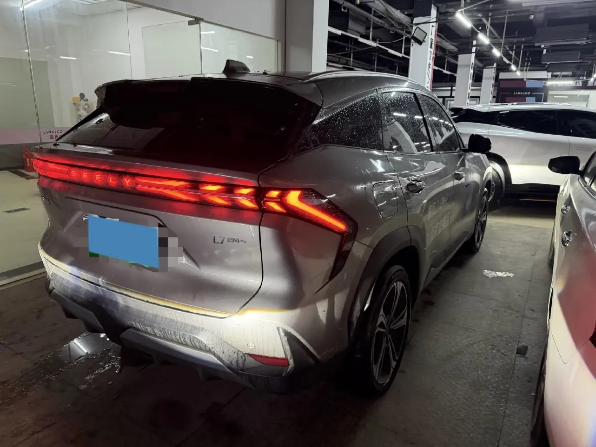 2025 Geely Galaxy L7 1.5L 112HP L4 1DHT PHEV 18.4KWH,autocango,china used car exporter,china ev exporter,chinese used car exporter,chinese used ev exporter