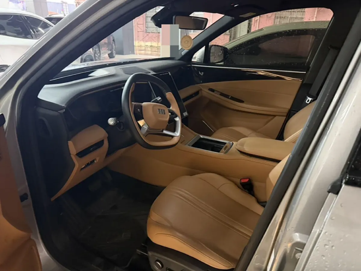 2025 Geely Galaxy L7 1.5L 112HP L4 1DHT PHEV 18.4KWH,autocango,china used car exporter,china ev exporter,chinese used car exporter,chinese used ev exporter