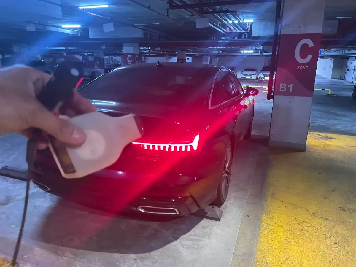 2020 Audi A6L 2.0T 224HP L4 7DCT,autocango,china used car exporter,china ev exporter,chinese used car exporter,chinese used ev exporter