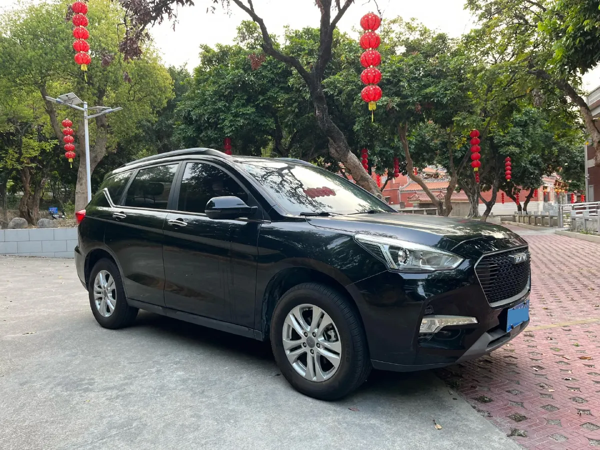 2018 Haval M6 1.5T 150HP L4 7DCT,autocango,china used car exporter,china ev exporter,chinese used car exporter,chinese used ev exporter