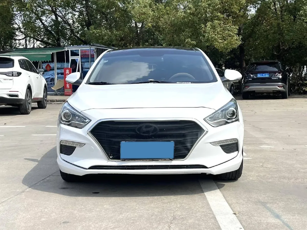 2017 Hyundai Mistra 1.6T 175HP L4 7DCT,autocango,china used car exporter,china ev exporter,chinese used car exporter,chinese used ev exporter