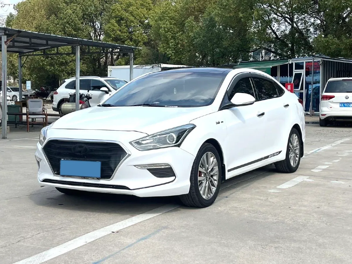 2017 Hyundai Mistra 1.6T 175HP L4 7DCT,autocango,china used car exporter,china ev exporter,chinese used car exporter,chinese used ev exporter