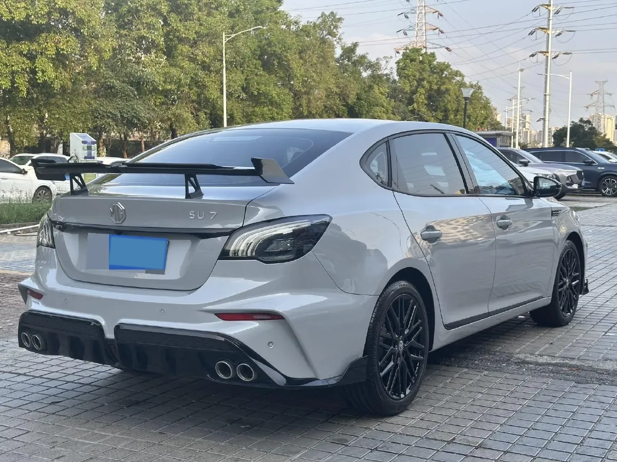 2023 MG MG6 1.5T 181HP L4 7DCT,autocango,china used car exporter,china ev exporter,chinese used car exporter,chinese used ev exporter