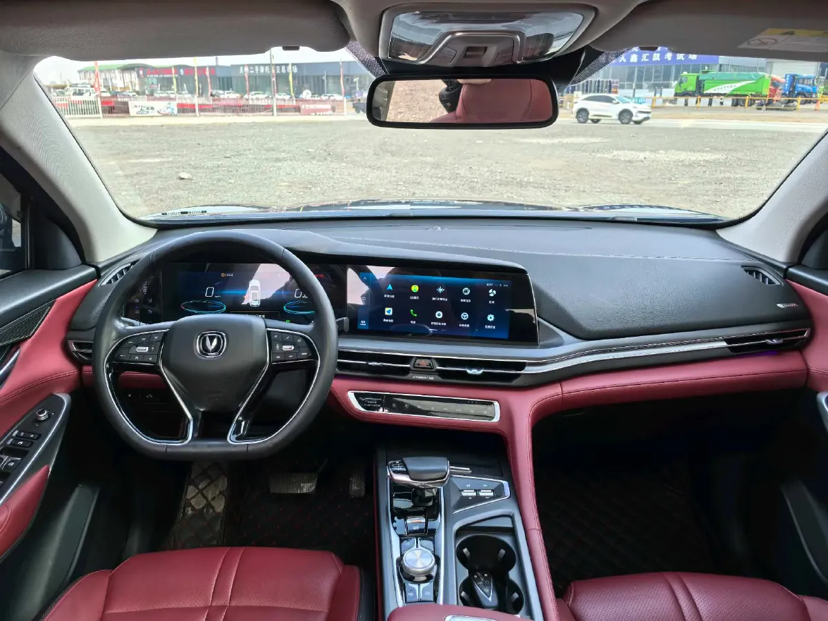 2020 ChangAn CS75 Plus 2.0T 233HP L4 8AT,autocango,china used car exporter,china ev exporter,chinese used car exporter,chinese used ev exporter