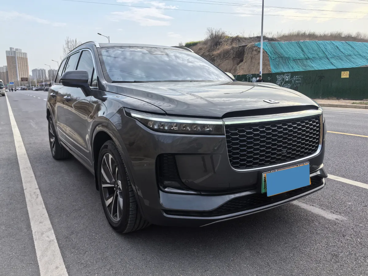 2021 Li ONE Range Extended 131HP REEV 40.5KWH,autocango,china used car exporter,china ev exporter,chinese used car exporter,chinese used ev exporter