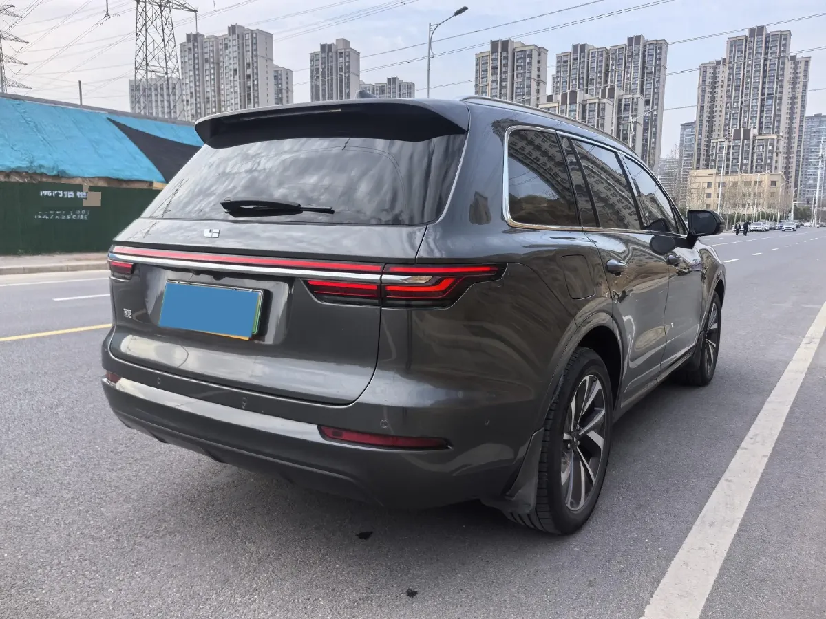 2021 Li ONE Range Extended 131HP REEV 40.5KWH,autocango,china used car exporter,china ev exporter,chinese used car exporter,chinese used ev exporter