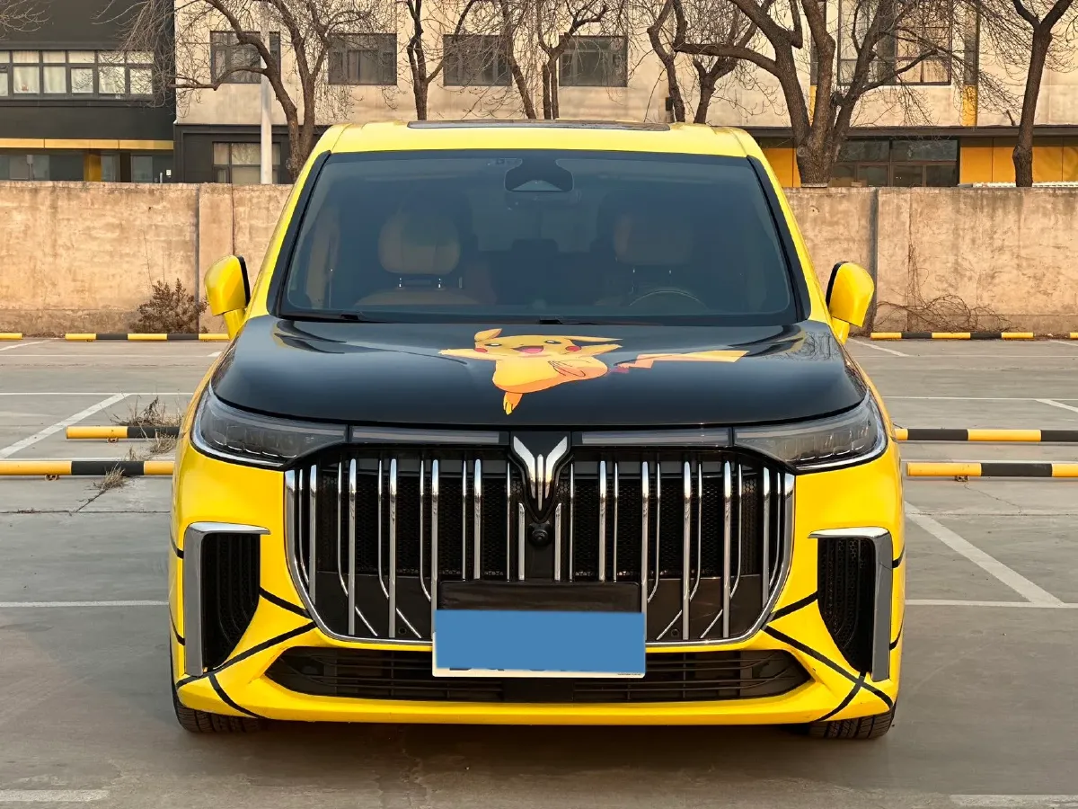 2022 Voyah Dream 1.5T 136HP L4 PHEV 25.57KWH,autocango,china used car exporter,china ev exporter,chinese used car exporter,chinese used ev exporter