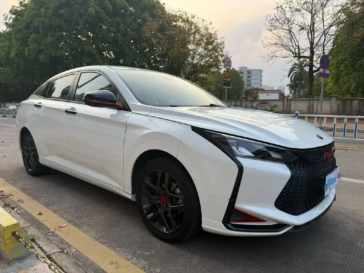 2021 DongFeng Aeolus YiXuan 1.5T 150HP L4 6DCT,autocango,china used car exporter,china ev exporter,chinese used car exporter,chinese used ev exporter