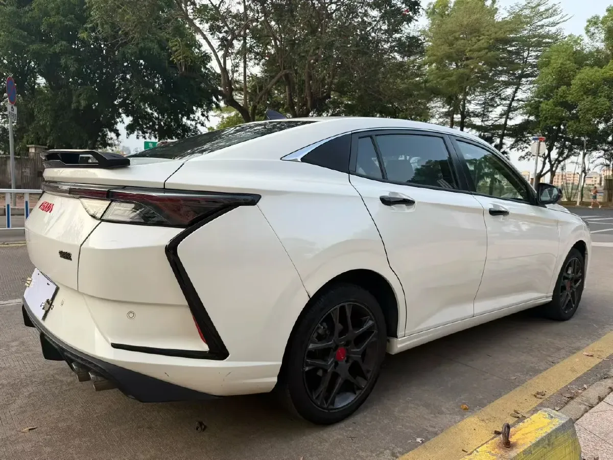2021 DongFeng Aeolus YiXuan 1.5T 150HP L4 6DCT,autocango,china used car exporter,china ev exporter,chinese used car exporter,chinese used ev exporter
