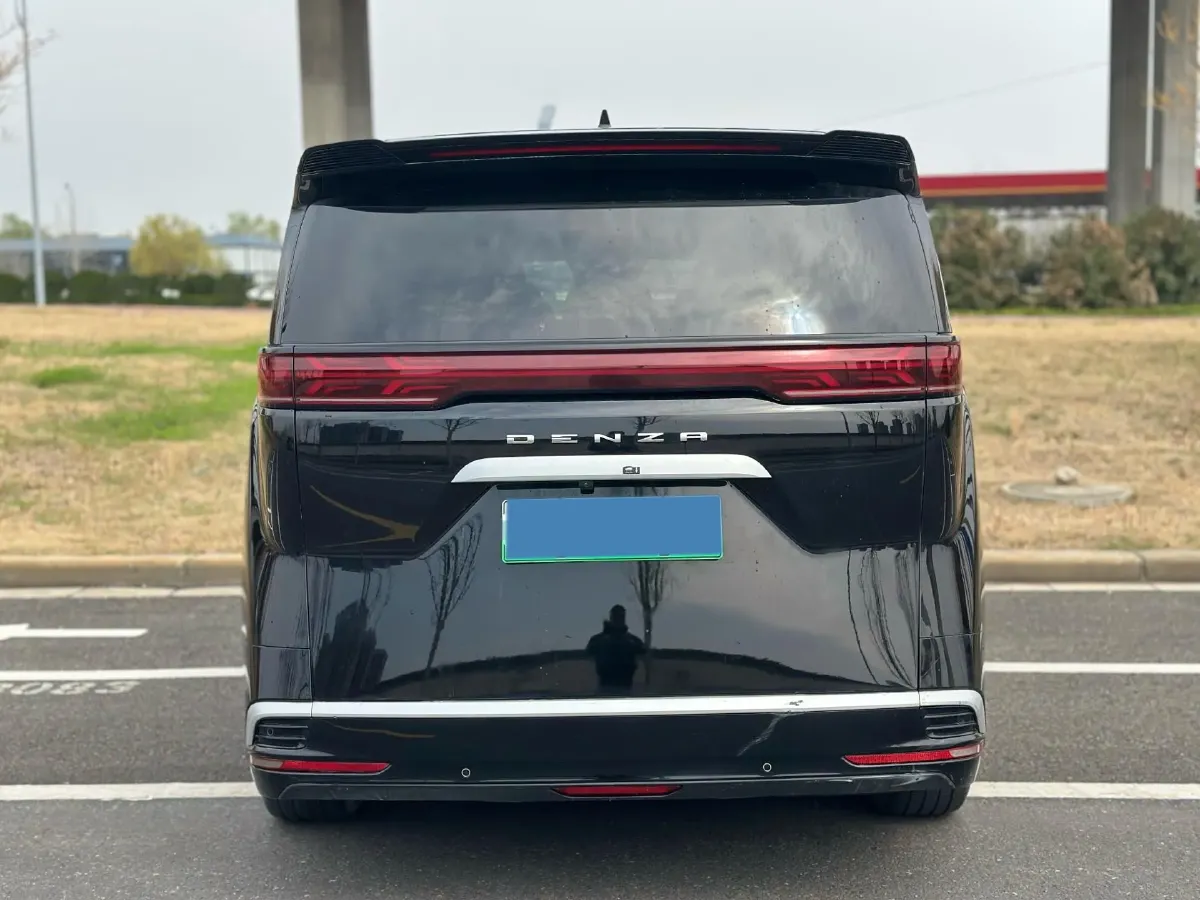 2024 Denza D9 1.5T 139HP L4 E-CVT PHEV 40KWH,autocango,china used car exporter,china ev exporter,chinese used car exporter,chinese used ev exporter