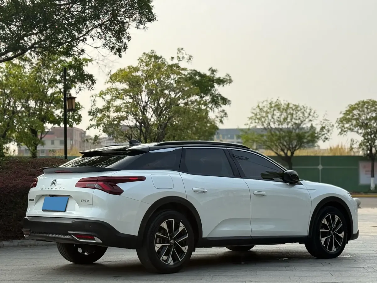 2022 Citroen C5 X 1.6T 175HP L4 8AT,autocango,china used car exporter,china ev exporter,chinese used car exporter,chinese used ev exporter