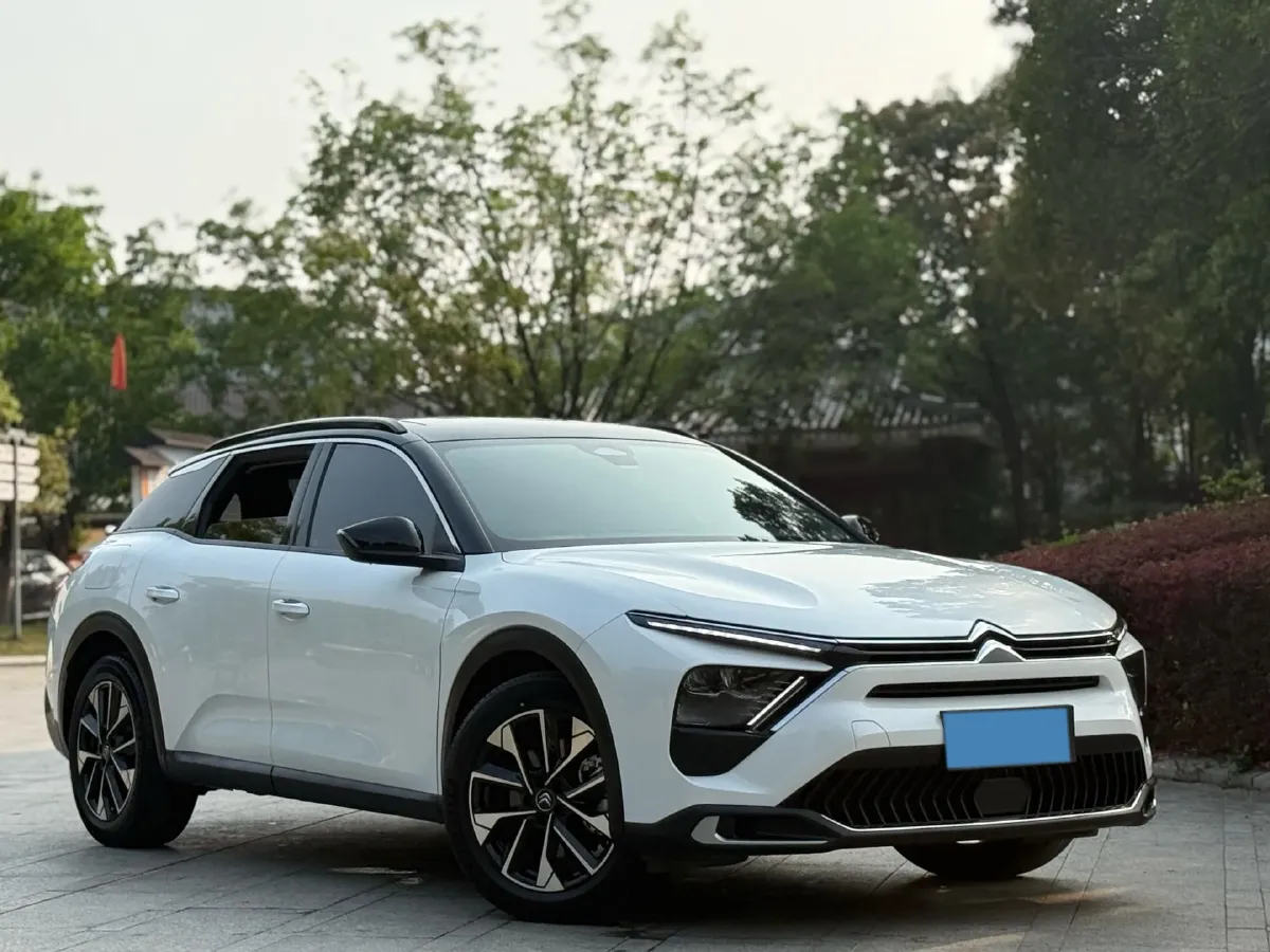 2022 Citroen C5 X 1.6T 175HP L4 8AT,autocango,china used car exporter,china ev exporter,chinese used car exporter,chinese used ev exporter