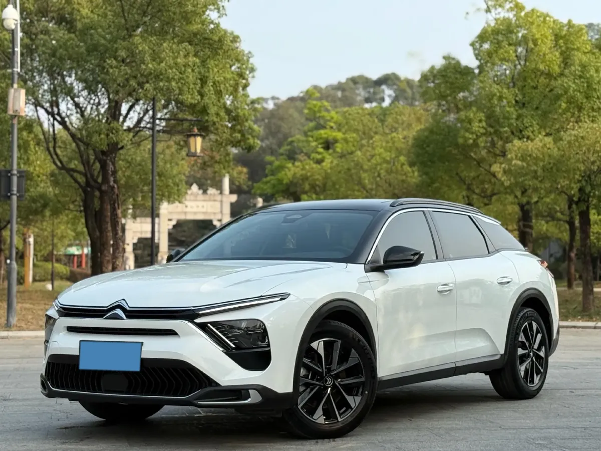 2022 Citroen C5 X 1.6T 175HP L4 8AT,autocango,china used car exporter,china ev exporter,chinese used car exporter,chinese used ev exporter