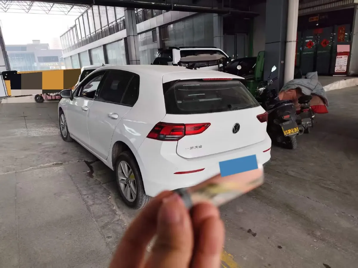 2021 Volkswagen Golf 1.2T 116HP L4 7DCT,autocango,china used car exporter,china ev exporter,chinese used car exporter,chinese used ev exporter