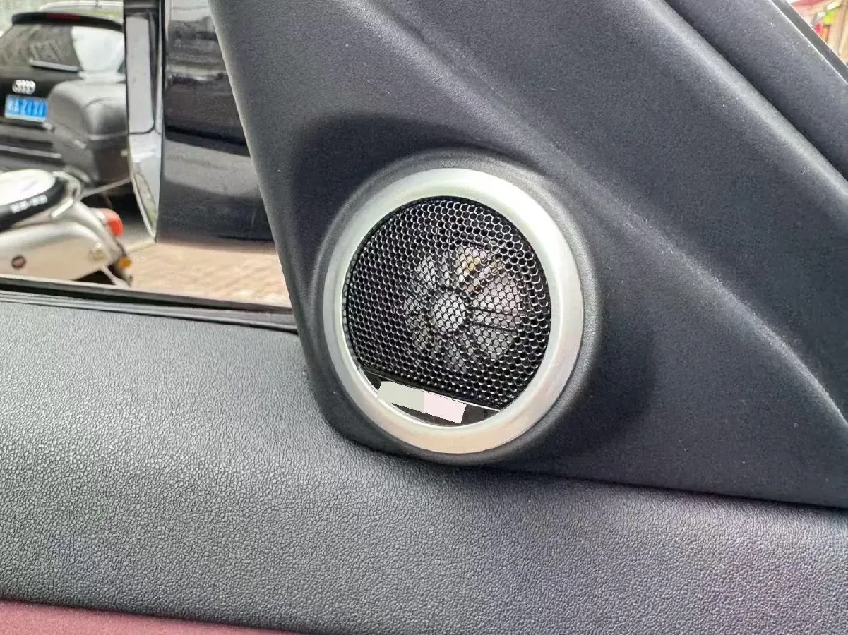 2022 Land Rover Range Rover Evoque 2.0T 249HP L4 9AT,autocango,china used car exporter,china ev exporter,chinese used car exporter,chinese used ev exporter