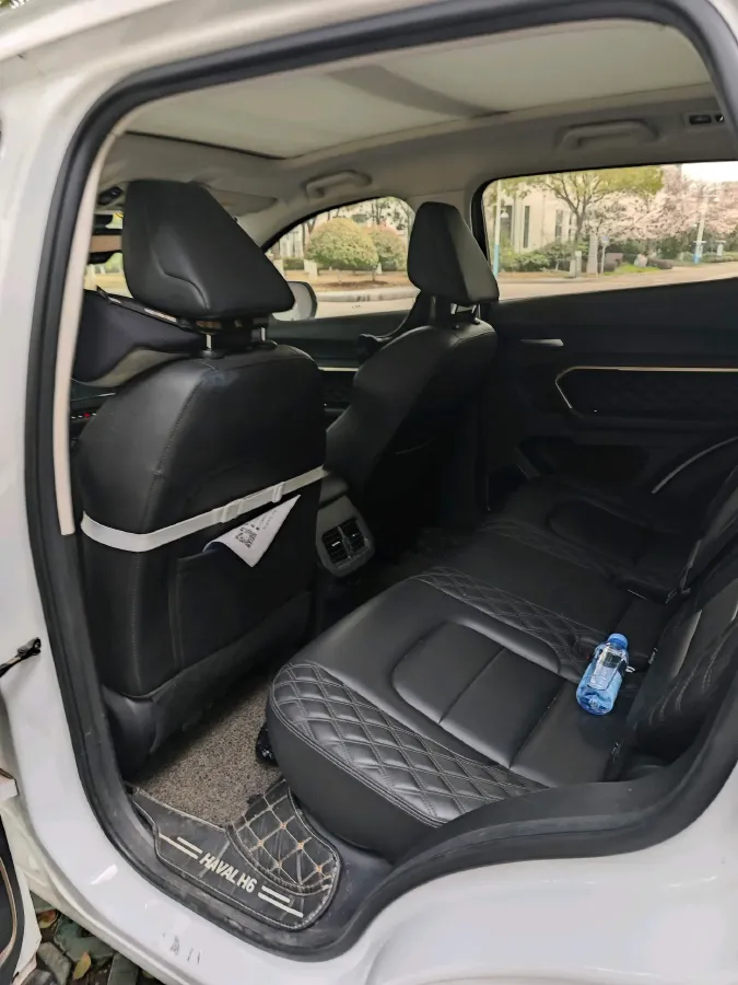 2020 Haval H6 1.5T 169HP L4 7DCT,autocango,china used car exporter,china ev exporter,chinese used car exporter,chinese used ev exporter