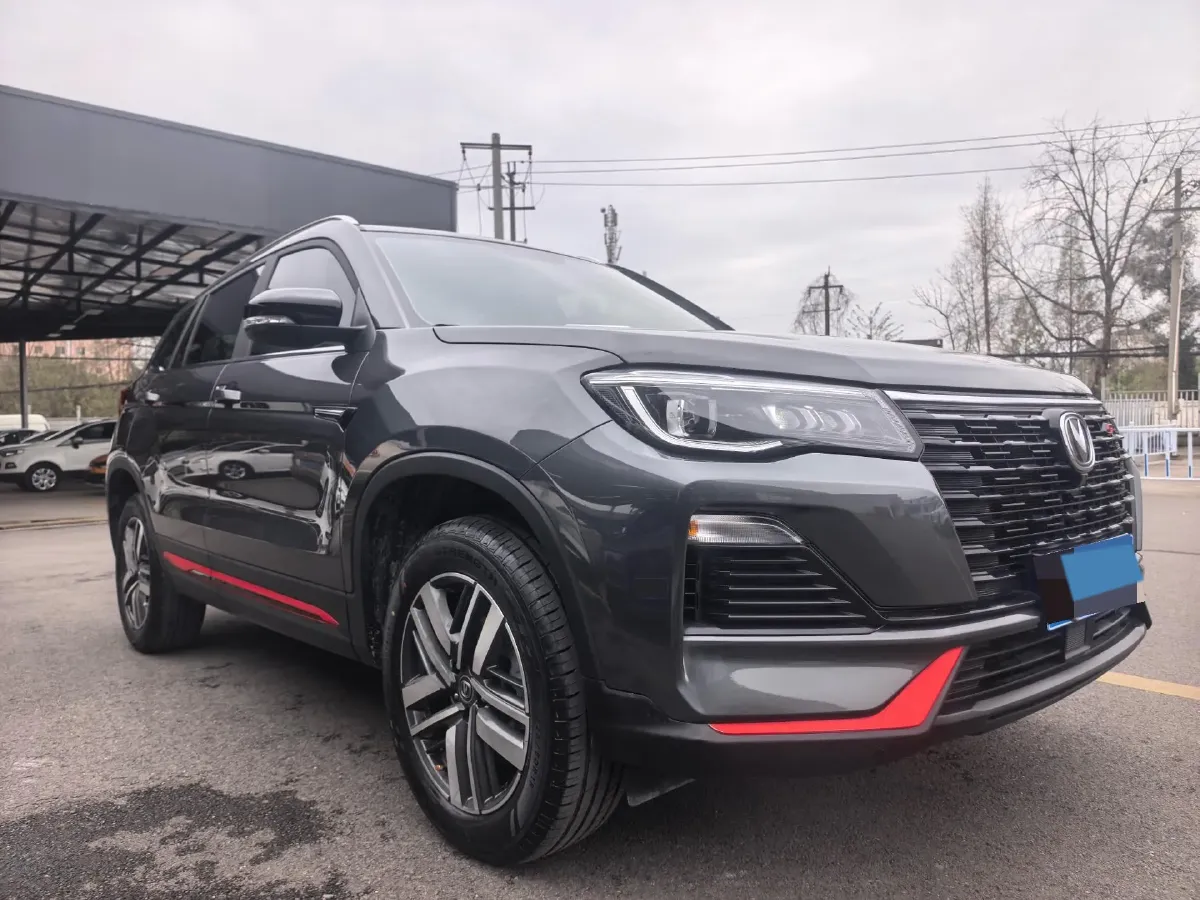 2023 ChangAn CS75 1.5T 188HP L4 7DCT,autocango,china used car exporter,china ev exporter,chinese used car exporter,chinese used ev exporter