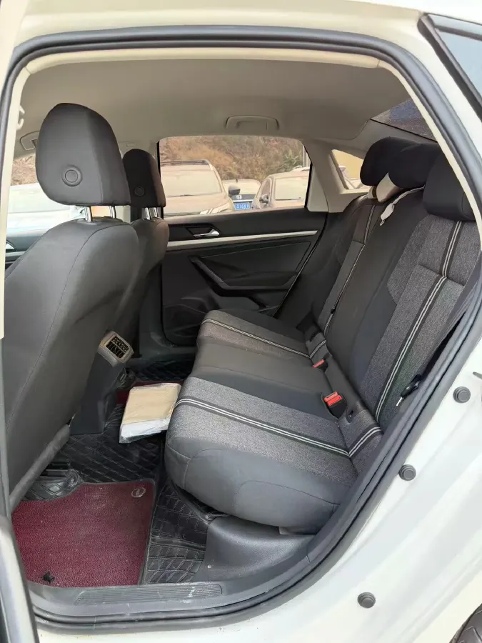 2019 Volkswagen T-Cross 1.5L 113HP L4 6AT,autocango,china used car exporter,china ev exporter,chinese used car exporter,chinese used ev exporter