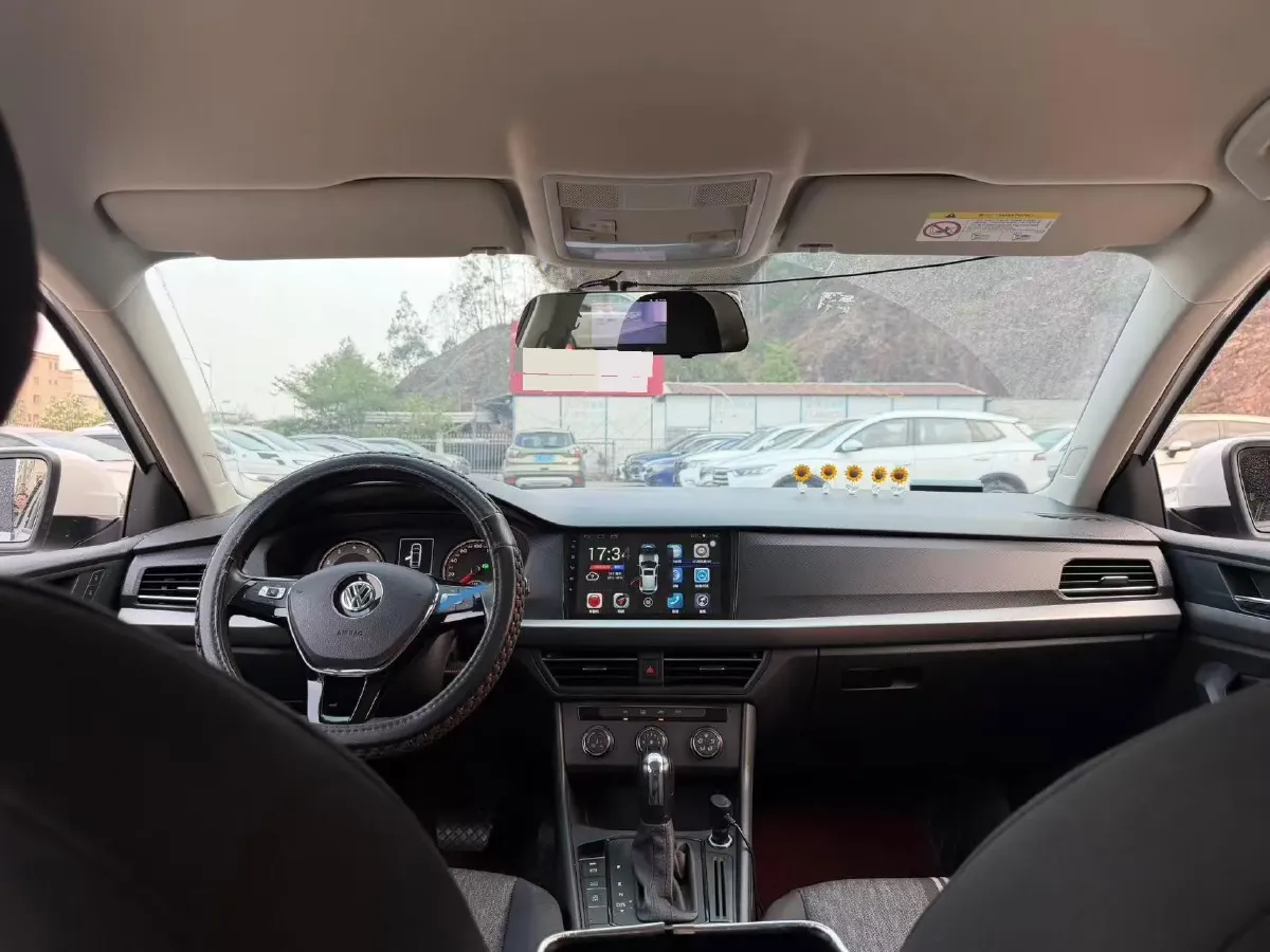 2019 Volkswagen T-Cross 1.5L 113HP L4 6AT,autocango,china used car exporter,china ev exporter,chinese used car exporter,chinese used ev exporter