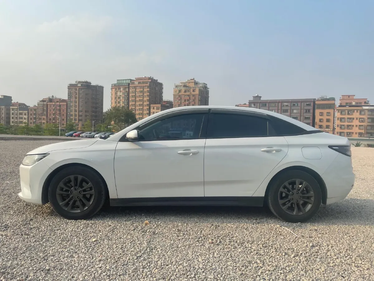 2021 Weltmeister E.5 BEV 58.589KWH,autocango,china used car exporter,china ev exporter,chinese used car exporter,chinese used ev exporter