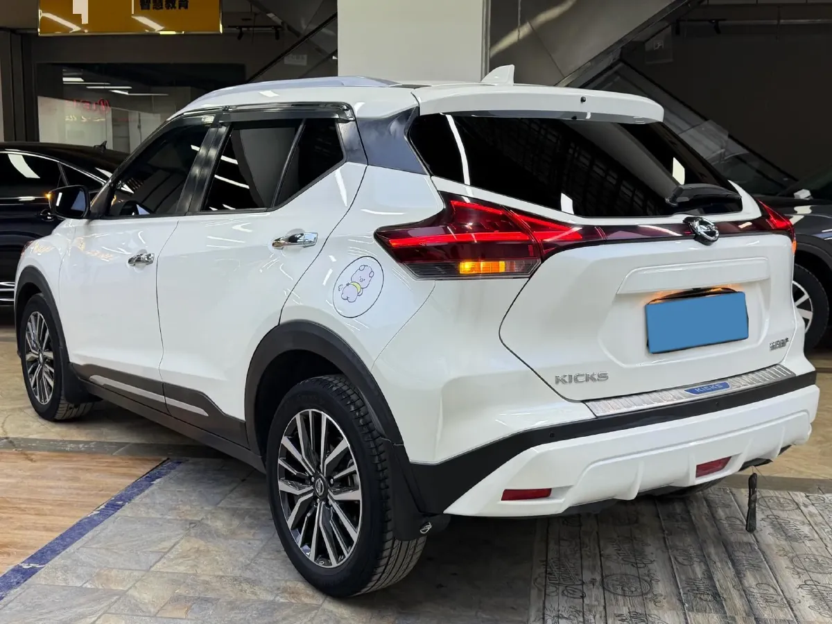 2022 Nissan Kicks 1.5L 122HP L4 CVT,autocango,china used car exporter,china ev exporter,chinese used car exporter,chinese used ev exporter