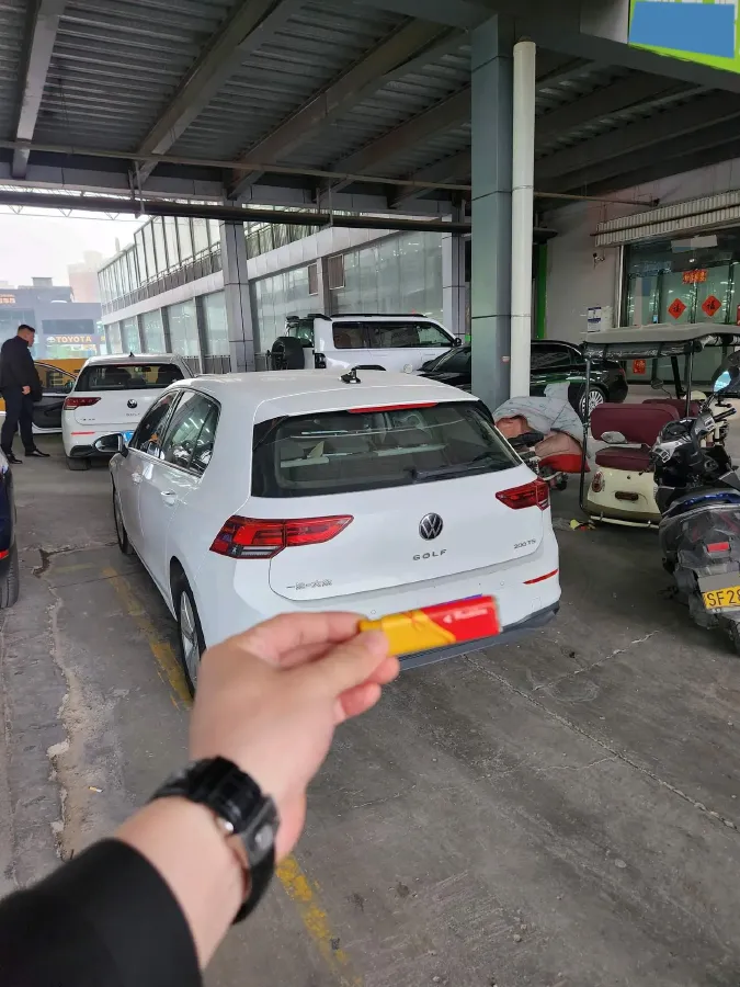 2021 Volkswagen Golf 1.2T 116HP L4 7DCT,autocango,china used car exporter,china ev exporter,chinese used car exporter,chinese used ev exporter