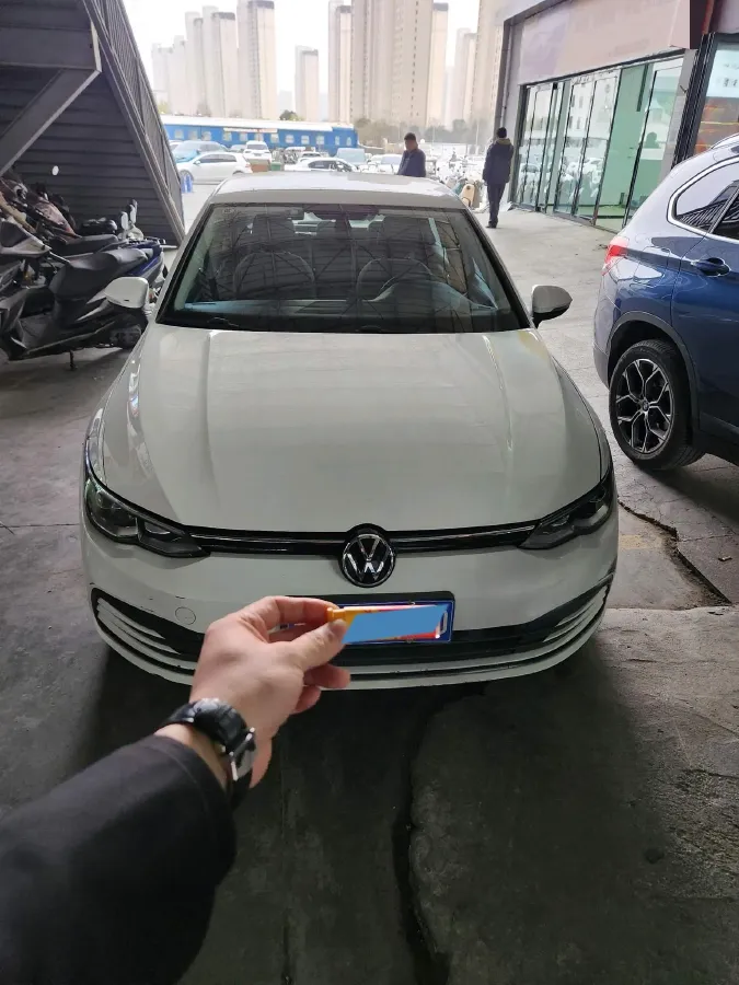 2021 Volkswagen Golf 1.2T 116HP L4 7DCT,autocango,china used car exporter,china ev exporter,chinese used car exporter,chinese used ev exporter