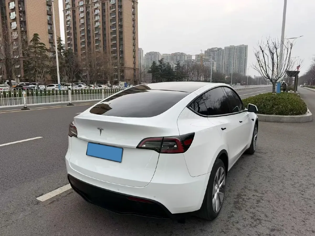 2022 Tesla Model Y BEV 60KWH,autocango,china used car exporter,china ev exporter,chinese used car exporter,chinese used ev exporter
