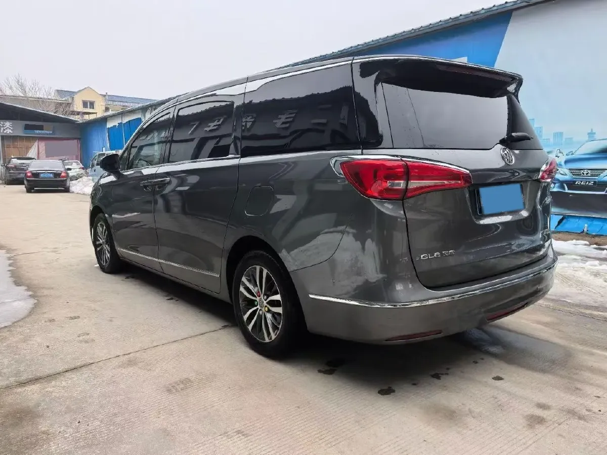 2018 Buick GL8 2.0T 260HP L4 6AT,autocango,china used car exporter,china ev exporter,chinese used car exporter,chinese used ev exporter