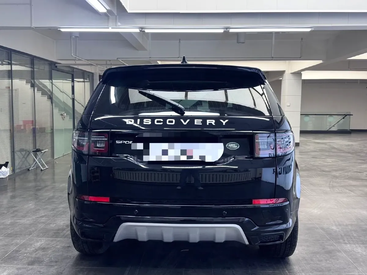 2025 Land Rover Discovery Sport 2.0T 249HP L4 9AT,autocango,china used car exporter,china ev exporter,chinese used car exporter,chinese used ev exporter