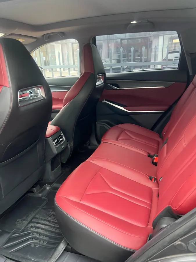 2022 ChangAn CS75 Plus 1.5T 178HP L4 6AT,autocango,china used car exporter,china ev exporter,chinese used car exporter,chinese used ev exporter