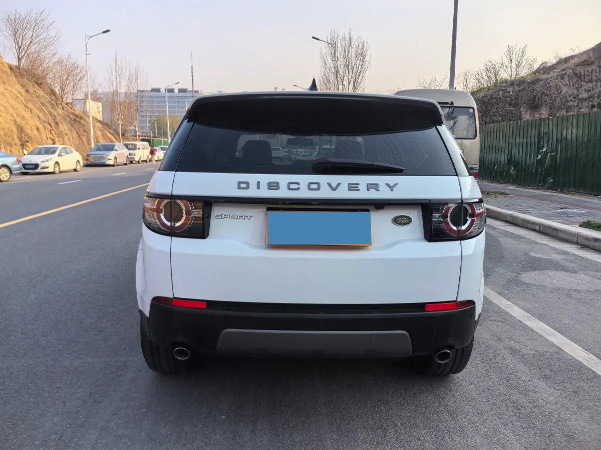 2019 Land Rover Discovery Sport 2.0T 241HP L4 9AT,autocango,china used car exporter,china ev exporter,chinese used car exporter,chinese used ev exporter