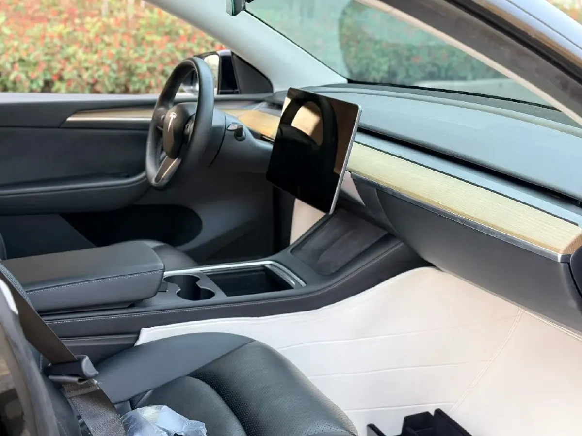 2021 MINI COUNTRYMAN 1.5T 136HP L3 8AT,autocango,china used car exporter,china ev exporter,chinese used car exporter,chinese used ev exporter