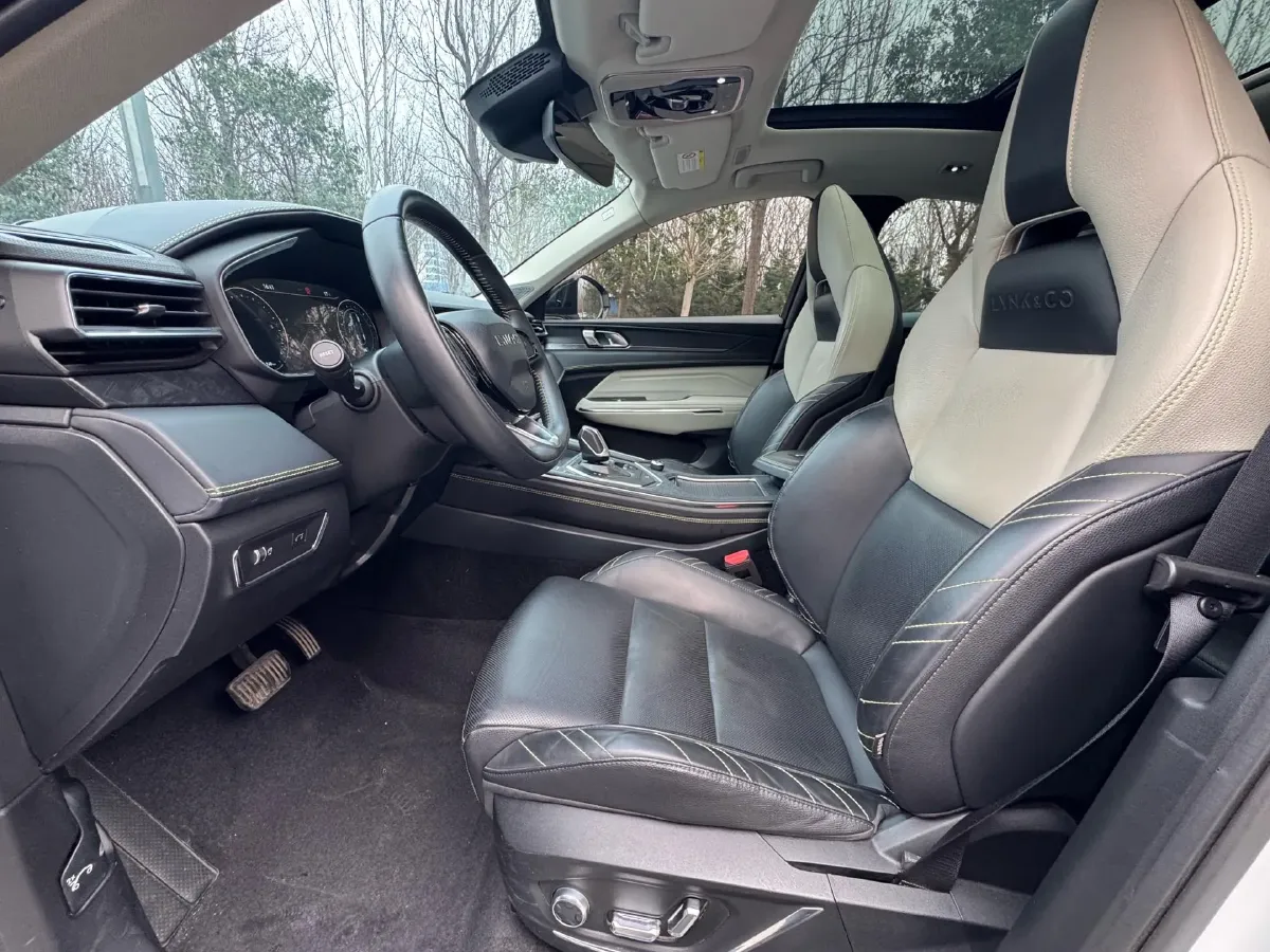 2020 LYNK&CO 05 2.0T 254HP L4 8AT,autocango,china used car exporter,china ev exporter,chinese used car exporter,chinese used ev exporter