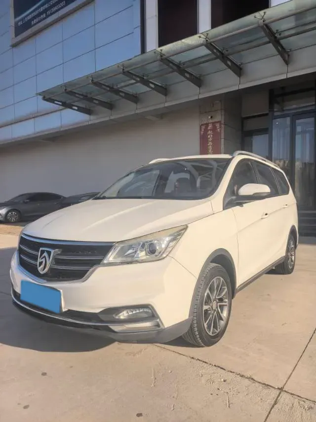 2017 SWM X7 1.5T 156HP L4 5MT,autocango,china used car exporter,china ev exporter,chinese used car exporter,chinese used ev exporter